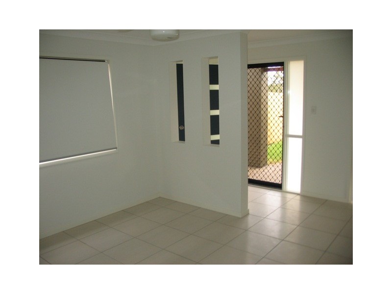 4 Waterlilly Court, Rothwell QLD 4022