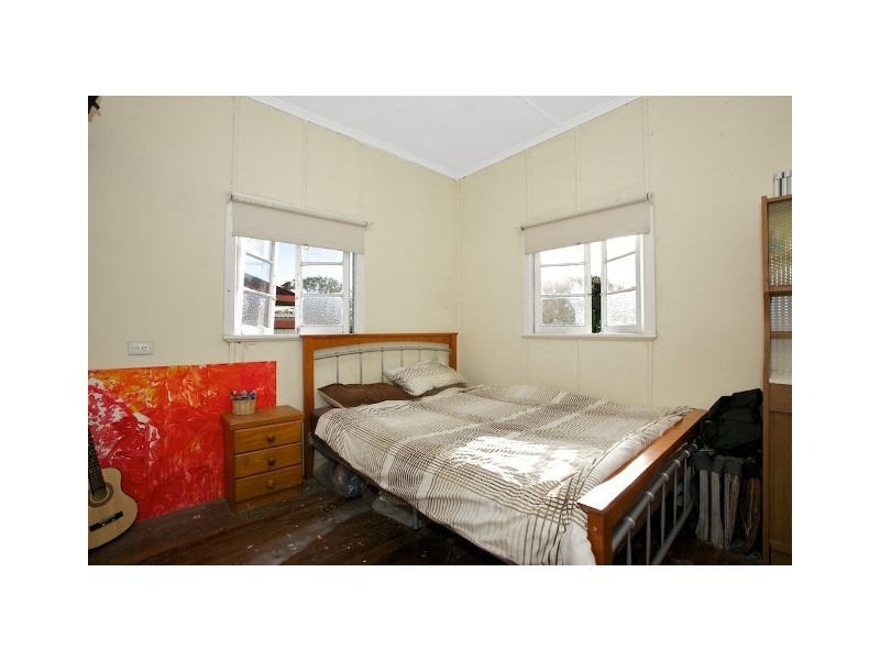 163 Scarborough Road, Redcliffe QLD 4020