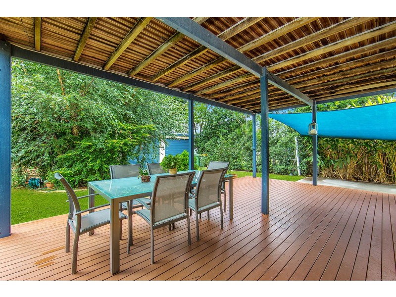 11 Watson Street, Clontarf QLD 4019