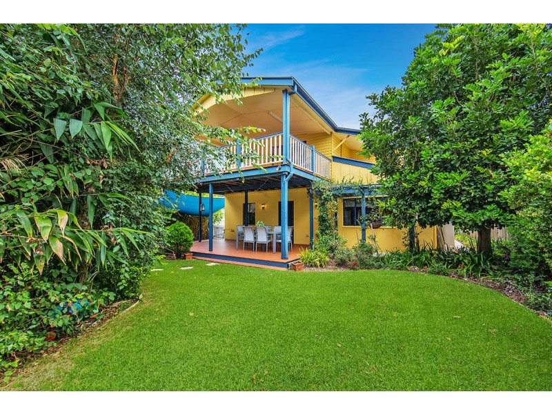 11 Watson Street, Clontarf QLD 4019