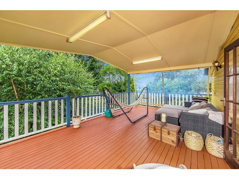 11 Watson Street, Clontarf QLD 4019