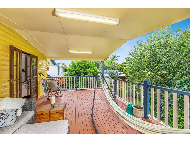 11 Watson Street, Clontarf QLD 4019