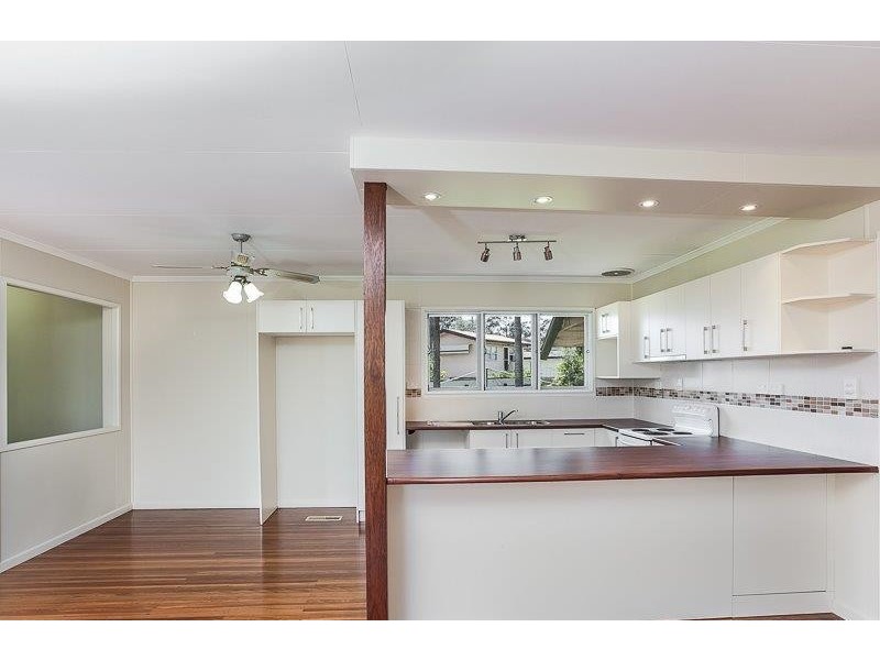 3 Susan Avenue, Kippa-ring QLD 4021