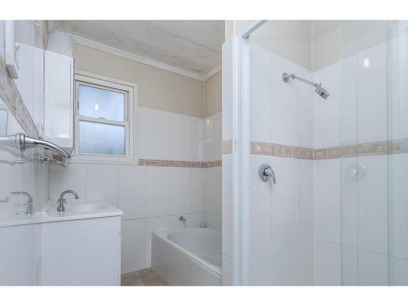 3 Susan Avenue, Kippa-ring QLD 4021