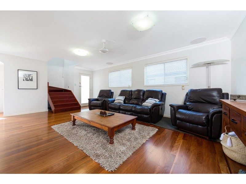 9 Cowen Street, Margate QLD 4019