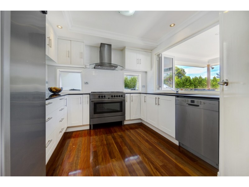 9 Cowen Street, Margate QLD 4019