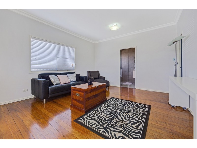 9 Cowen Street, Margate QLD 4019