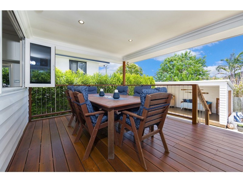 9 Cowen Street, Margate QLD 4019