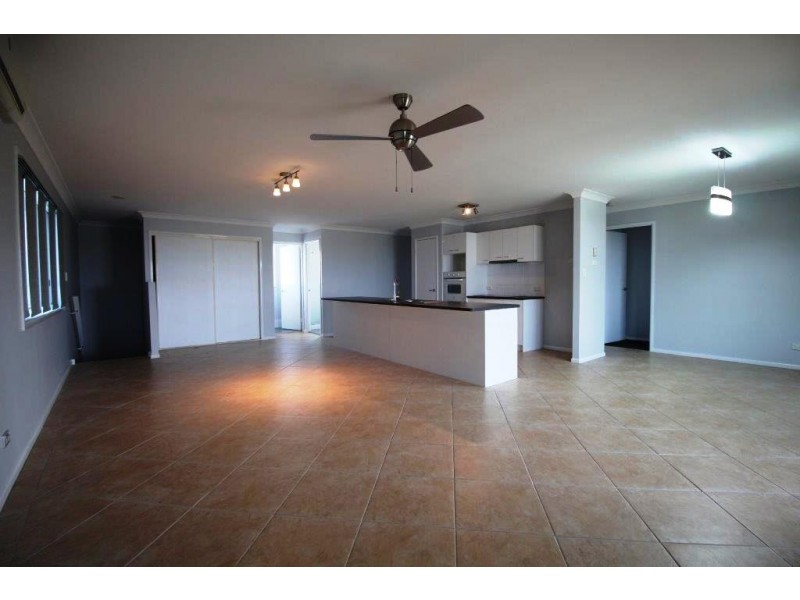 11 Kippa Street, Kippa-ring QLD 4021