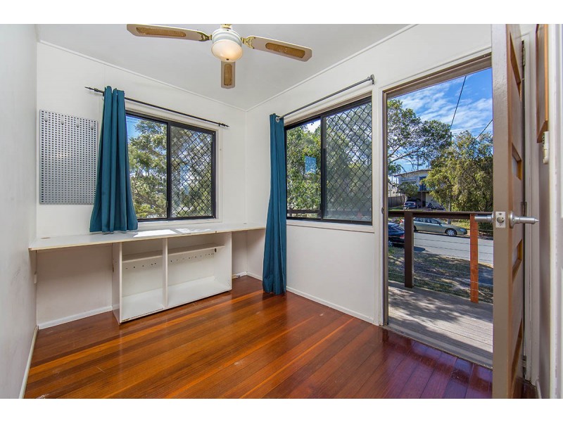 103 Longland Street, Redcliffe QLD 4020