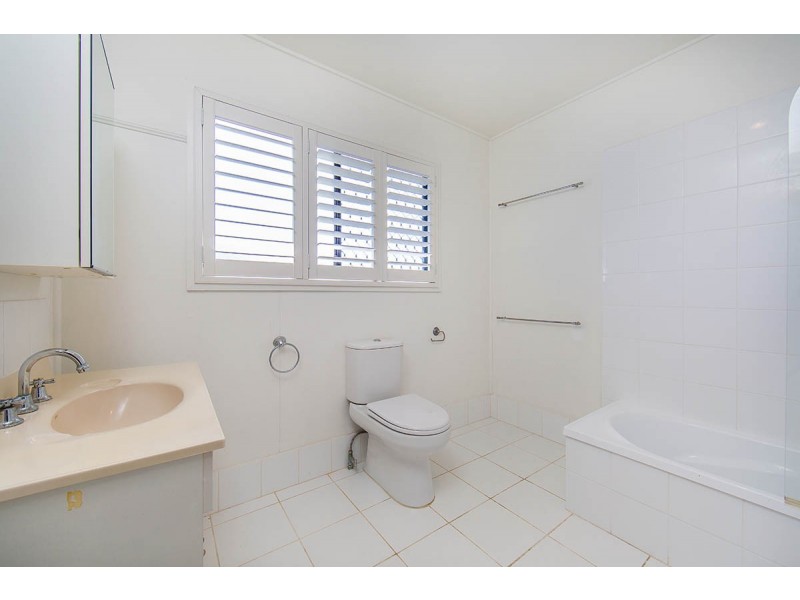 103 Longland Street, Redcliffe QLD 4020