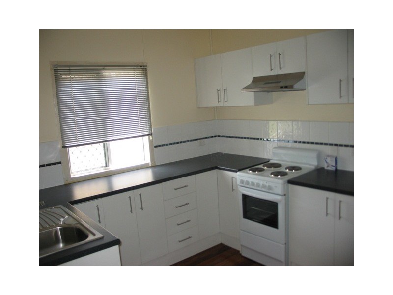 35 Greenup Street, Redcliffe QLD 4020