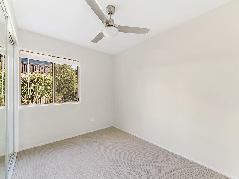 5/6 Third Avenue, Scarborough QLD 4020