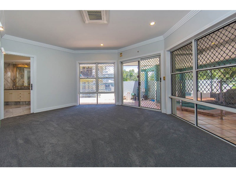 33 Valerie Street, Clontarf QLD 4019