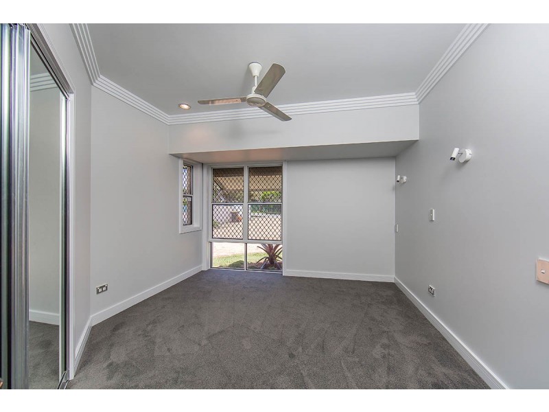 33 Valerie Street, Clontarf QLD 4019