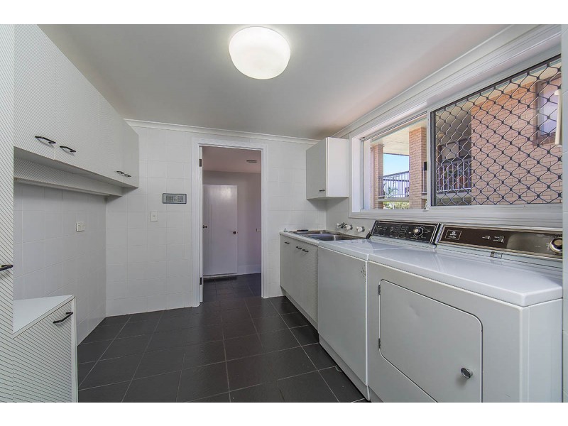 33 Valerie Street, Clontarf QLD 4019