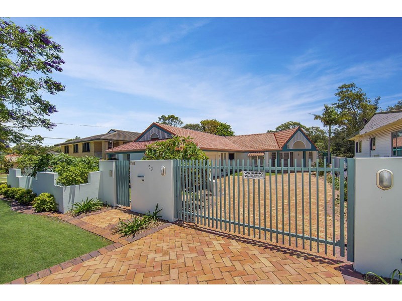 33 Valerie Street, Clontarf QLD 4019