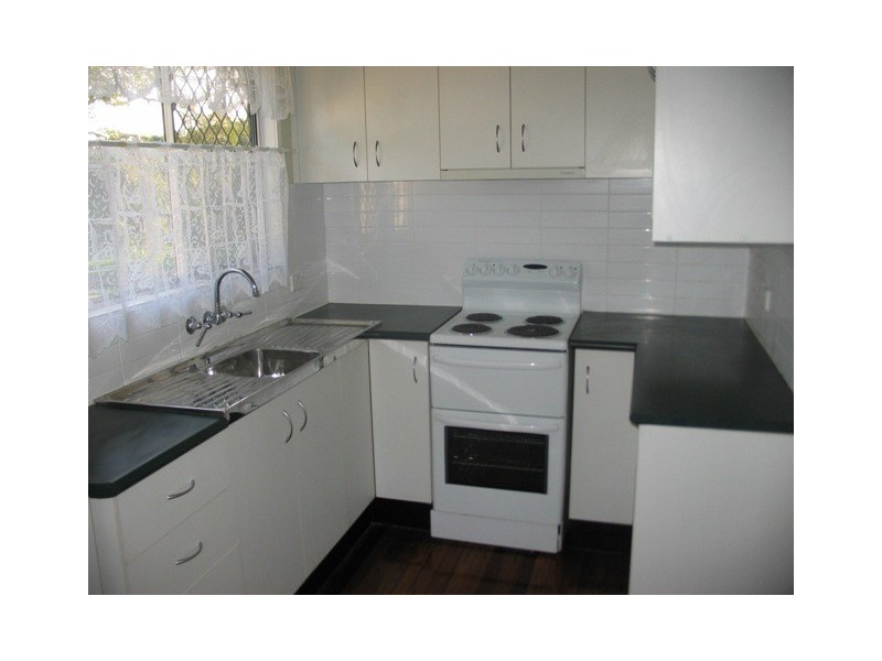 24 Silcock Street, Clontarf QLD 4019