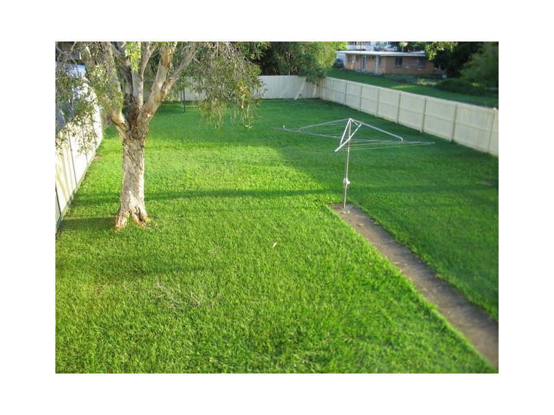 24 Silcock Street, Clontarf QLD 4019