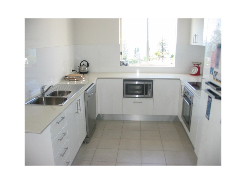 15/8 Bunton Street, Scarborough QLD 4020