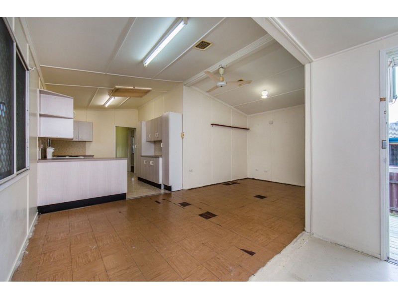 27 Ada Street, Margate QLD 4019