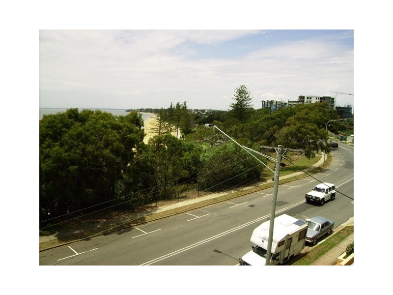 83 Marine Parade, Redcliffe QLD 4020