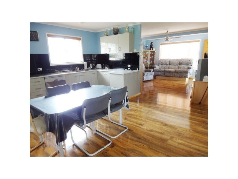 15 Somerset Drive, Deception Bay QLD 4508