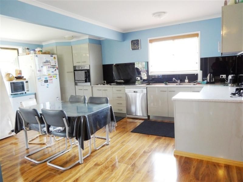 15 Somerset Drive, Deception Bay QLD 4508