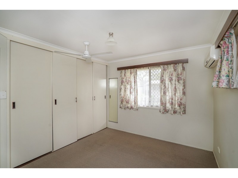 114 King Street, Woody Point QLD 4019