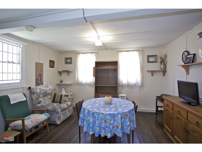 35 Caroline Street, Woody Point QLD 4019