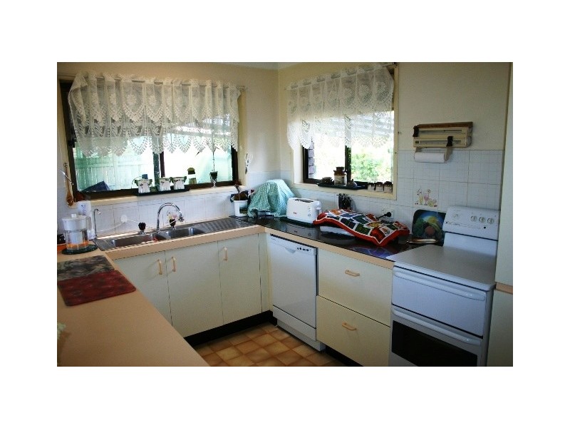 11 Clough Court, Deception Bay QLD 4508