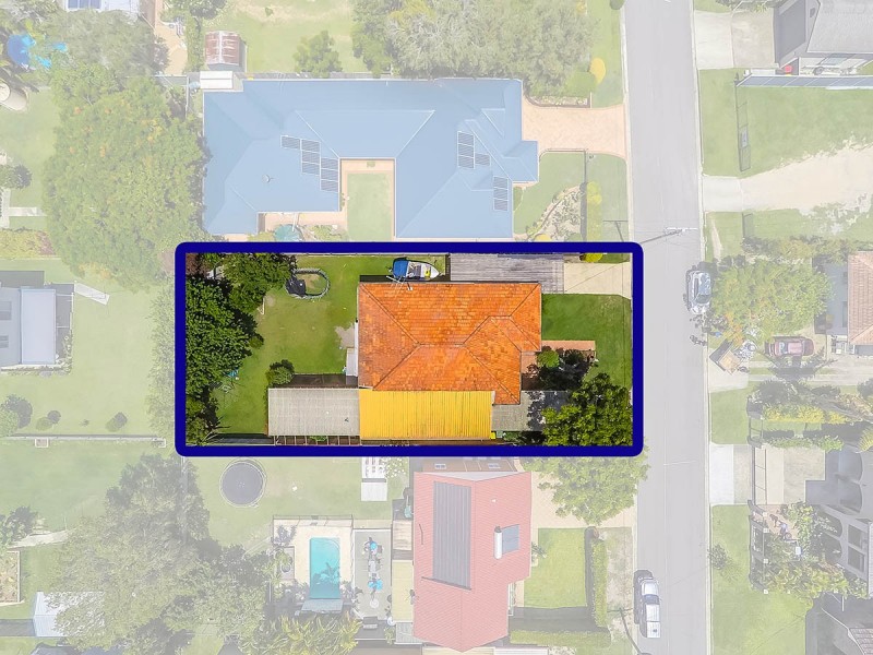 35 Hibiscus Avenue, Redcliffe QLD 4020