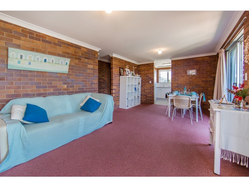 9/41-43 Kate Street, Woody Point QLD 4019