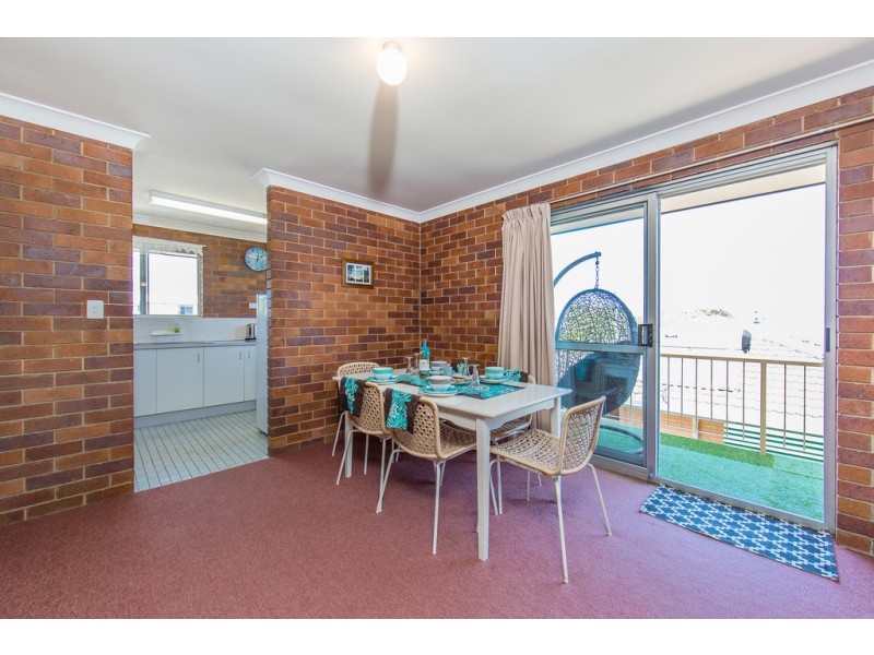 9/41-43 Kate Street, Woody Point QLD 4019