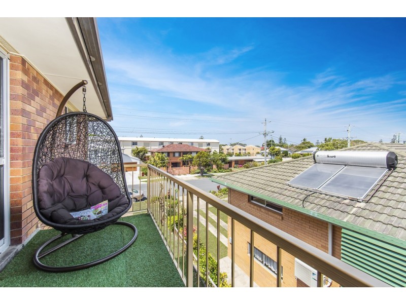9/41-43 Kate Street, Woody Point QLD 4019