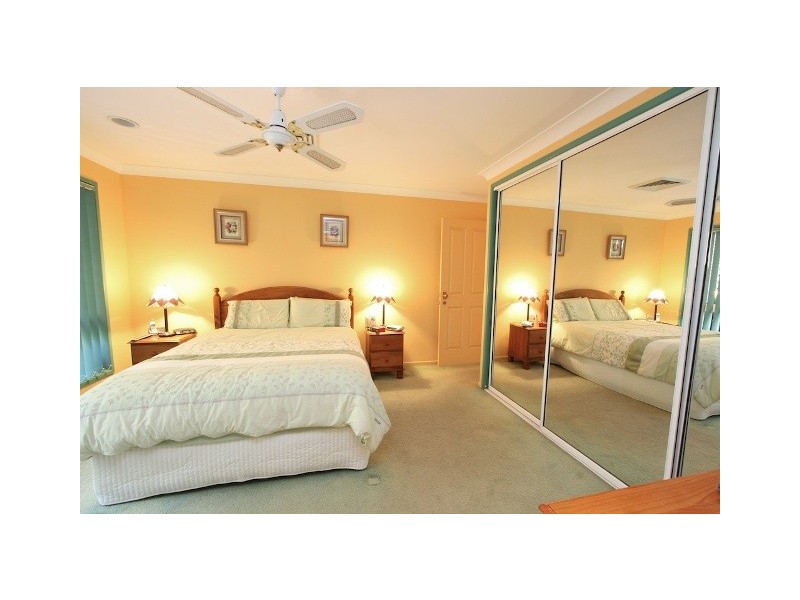 2 France Court, Scarborough QLD 4020