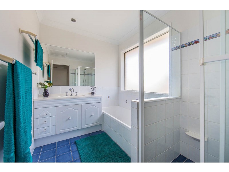 24 Gale Street, Redcliffe QLD 4020