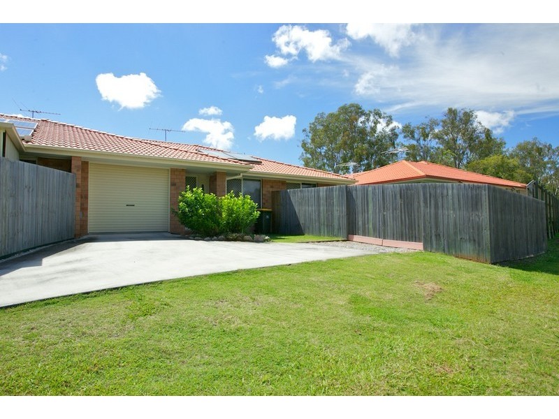2/29 Lady Bowen Parade, Rothwell QLD 4022