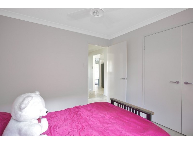 2/29 Lady Bowen Parade, Rothwell QLD 4022