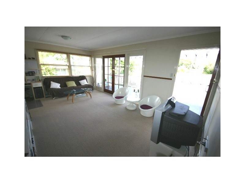 16 Esperanto Street, Redcliffe QLD 4020