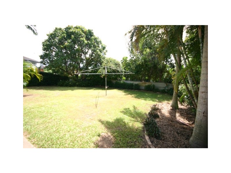 16 Esperanto Street, Redcliffe QLD 4020