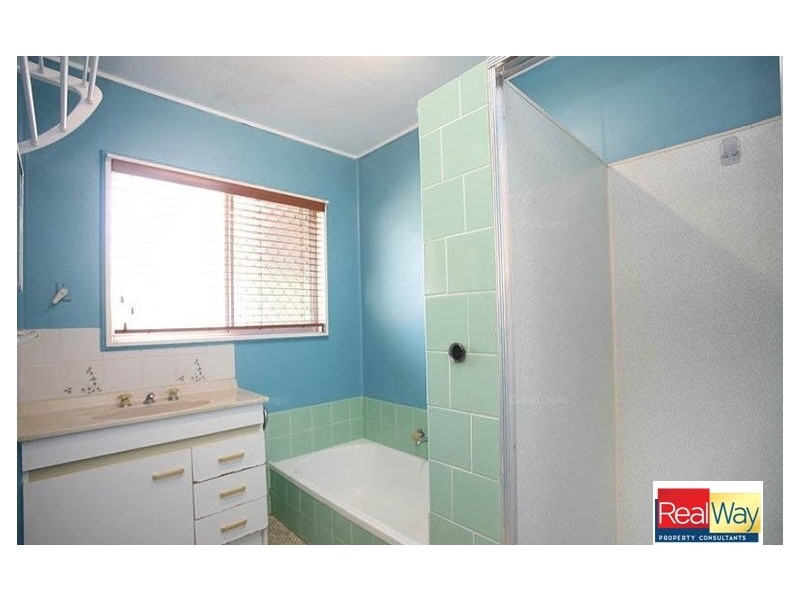 25 MacFarlane Street, Kippa-ring QLD 4021