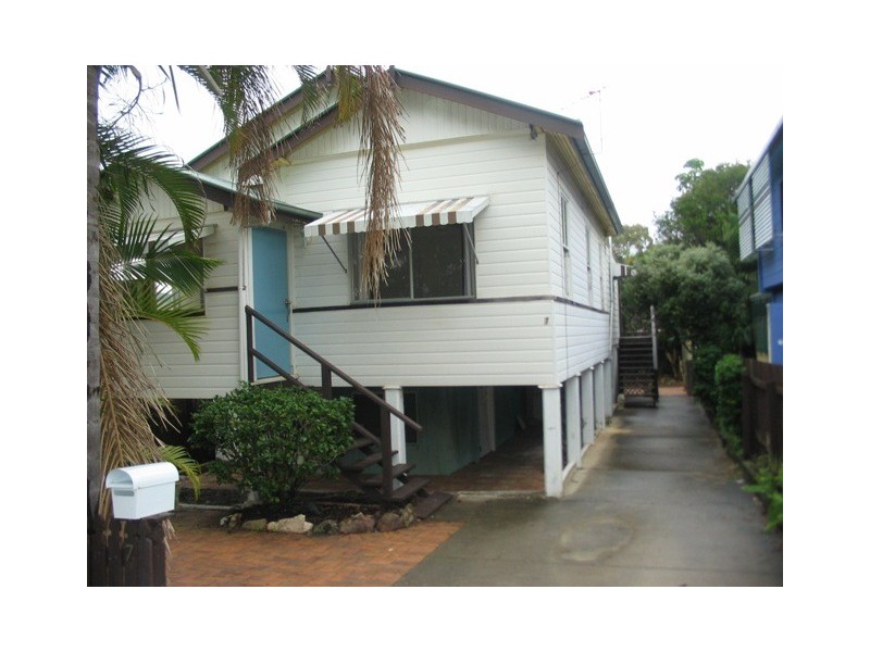 7 Kate Street, Woody Point QLD 4019