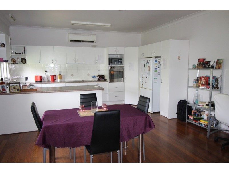 39 Westbrook Street, Woody Point QLD 4019