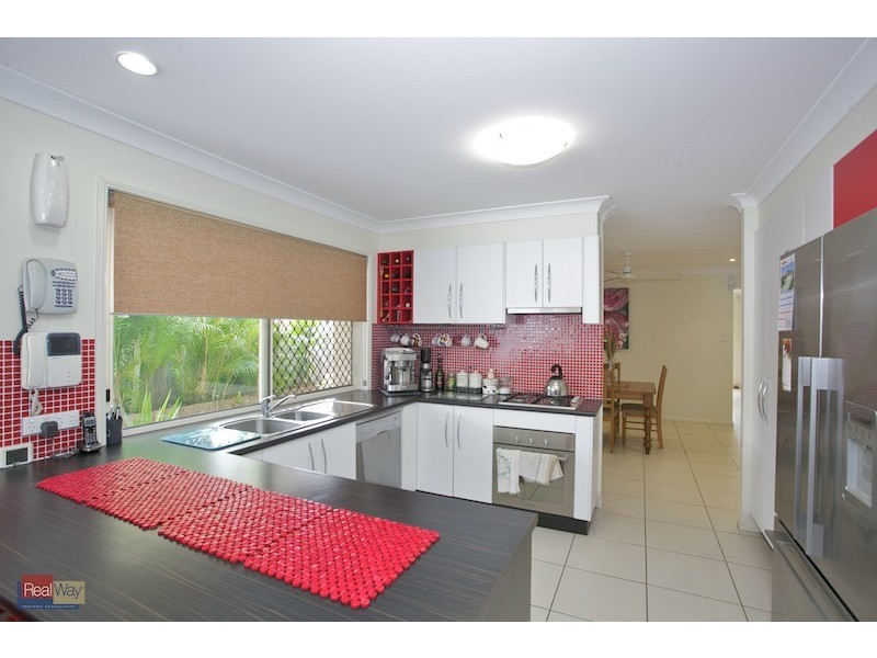 5 Jemma Street, Rothwell QLD 4022