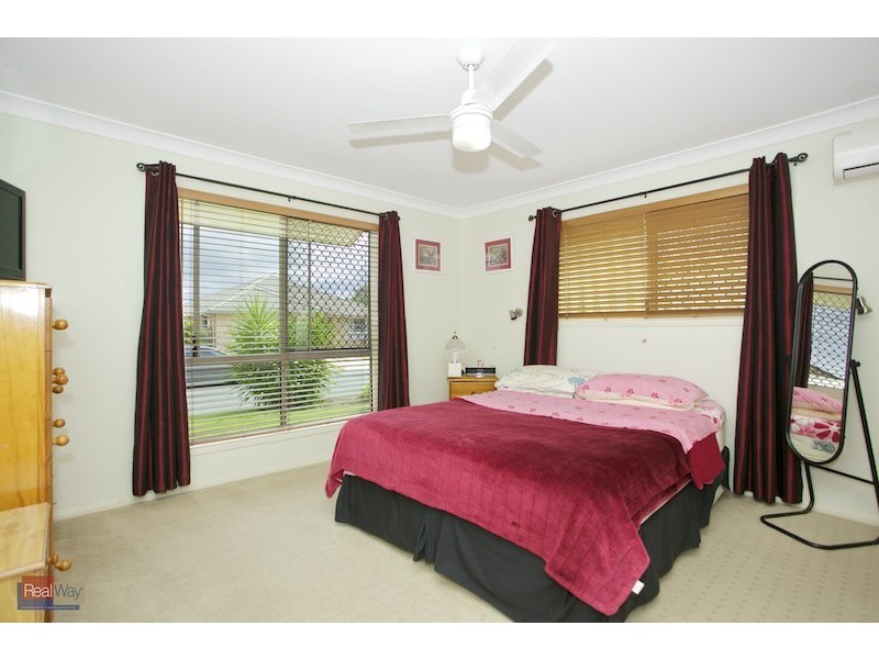 5 Jemma Street, Rothwell QLD 4022