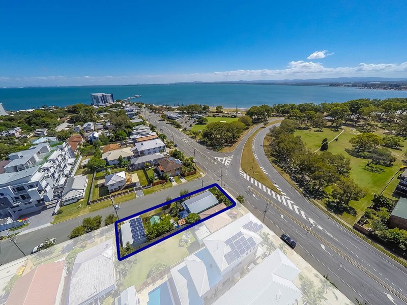 88 Oxley Avenue, Woody Point QLD 4019