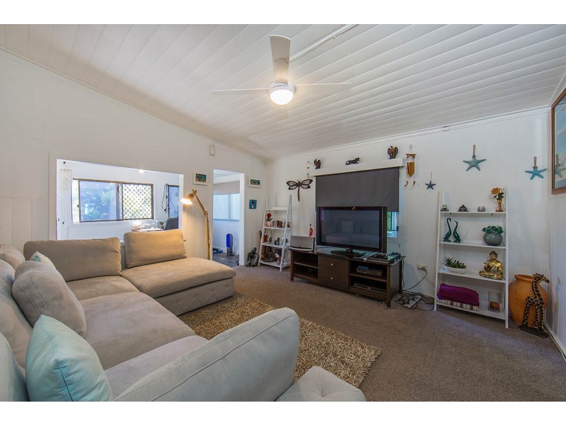 88 Oxley Avenue, Woody Point QLD 4019