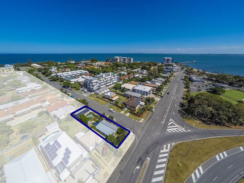 88 Oxley Avenue, Woody Point QLD 4019