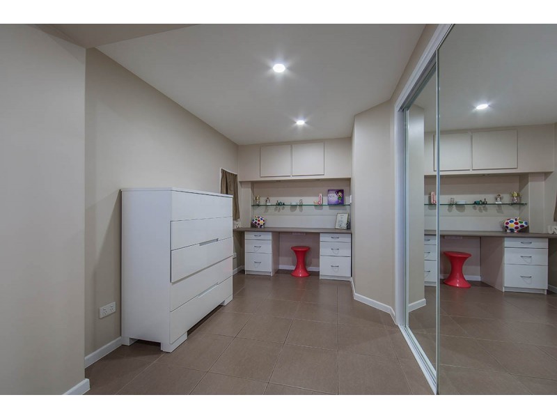 23 Lions Crescent, Kippa-ring QLD 4021